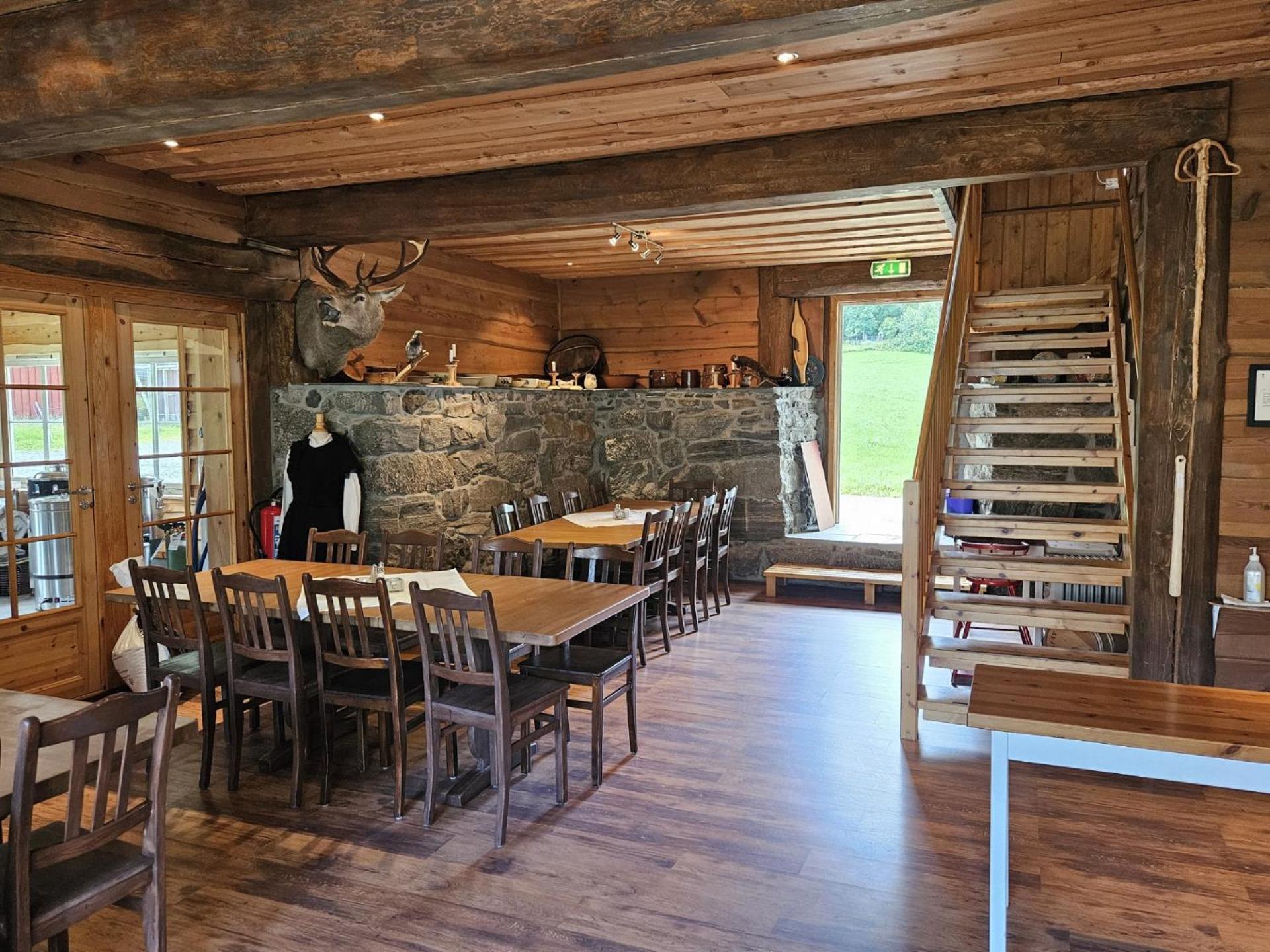 Trollbu Aabrekk Gard Villa Briksdalsbre Exterior photo