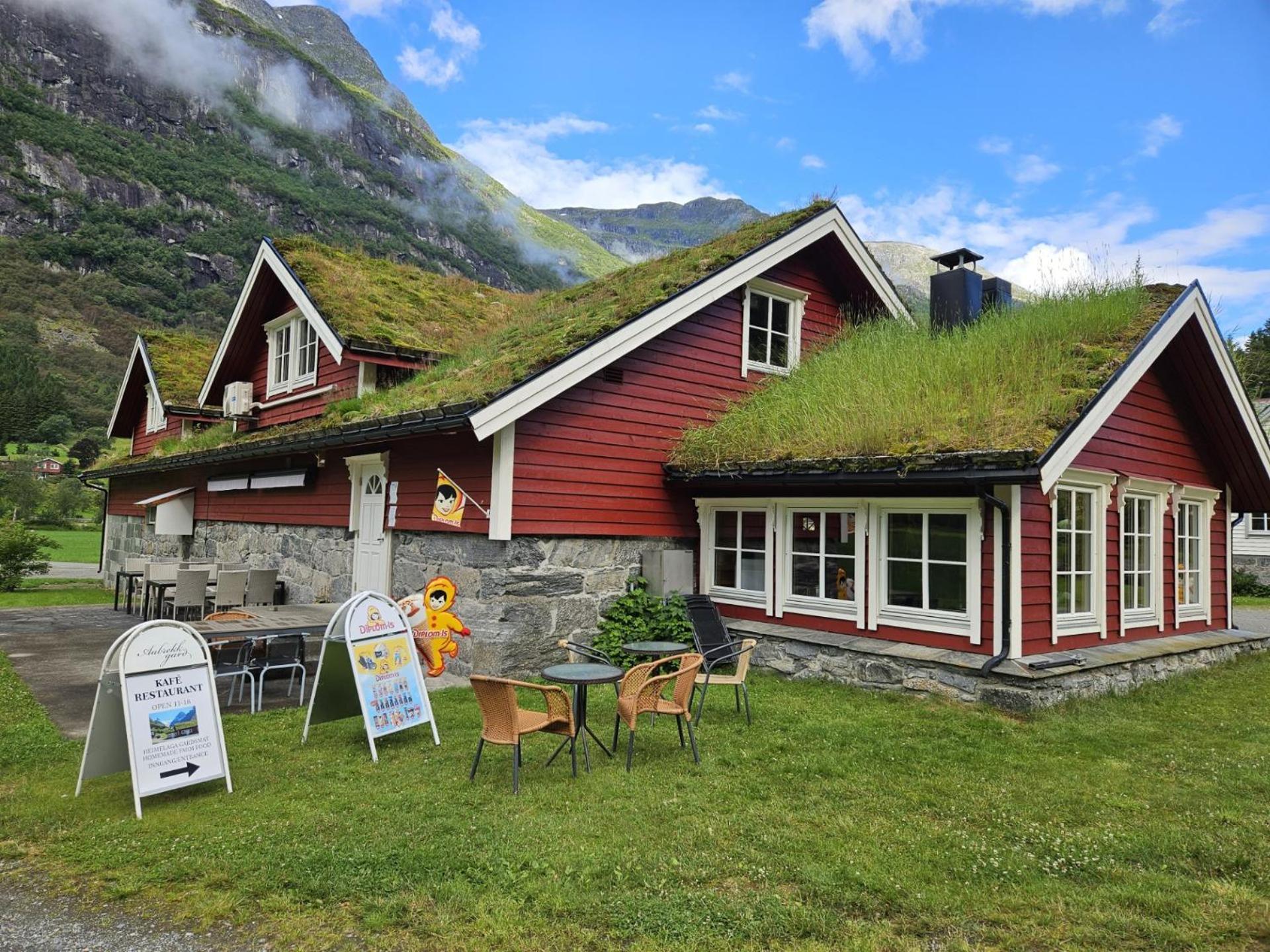 Trollbu Aabrekk Gard Villa Briksdalsbre Exterior photo